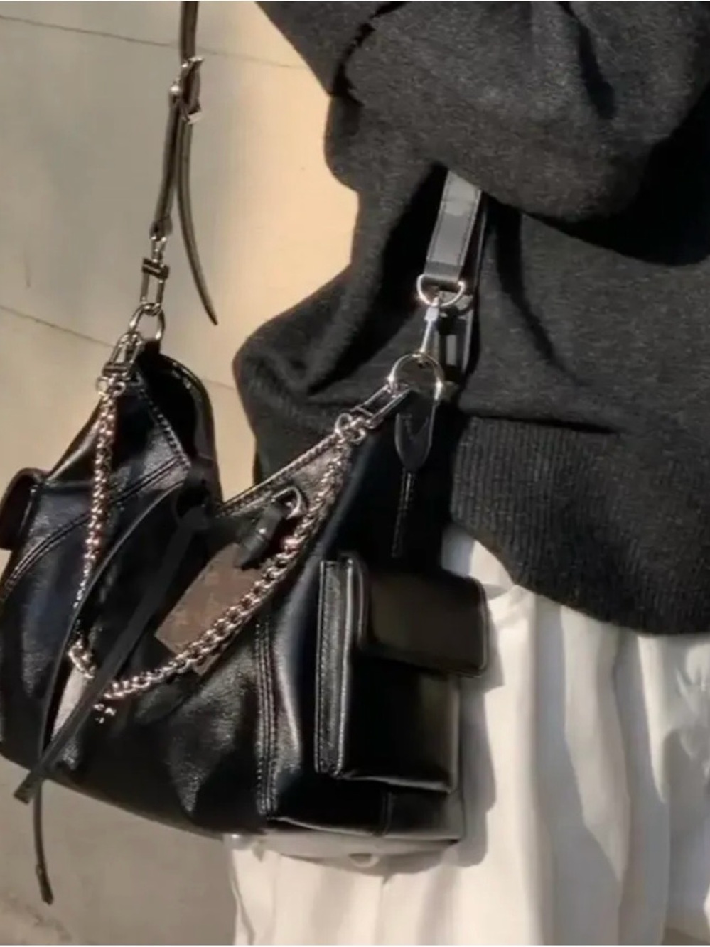 Louis Vuitton Black Leather Shoulder Bag with Chain Accent
